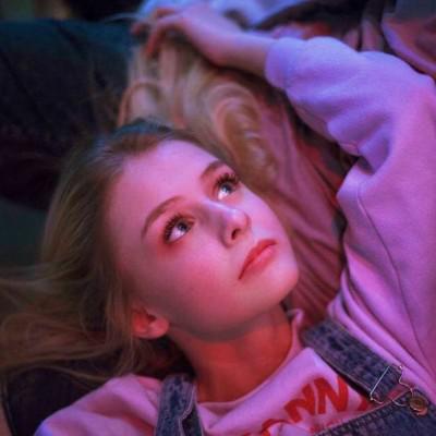 ins超火欧美女生头像图片