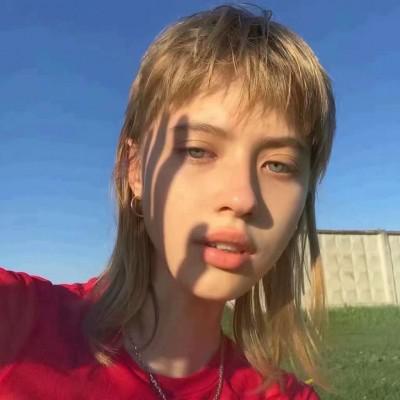 ins超火欧美女生头像图片