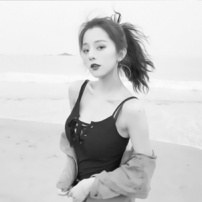 美女头像唯美黑白女2025