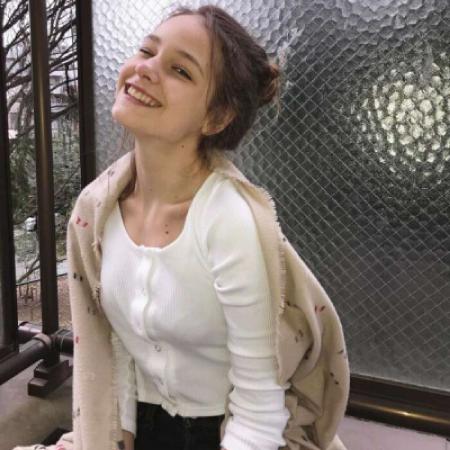 耐看的欧美女生头像图片