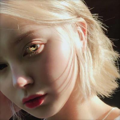 2025女生微信欧美头像图片