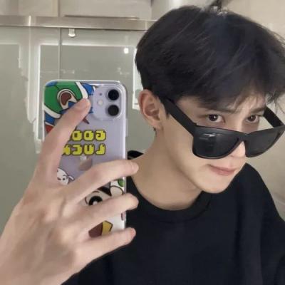 qq头像男生手机控图片