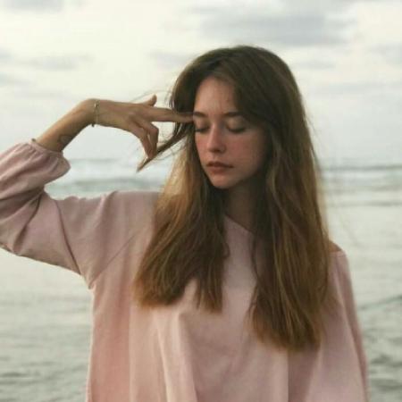 耐看的欧美女生头像图片