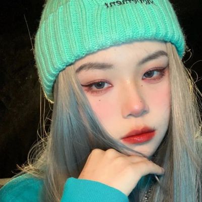 ins甜酷女生头像