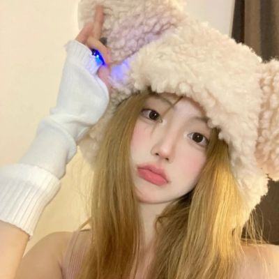 高级感美女头像图片