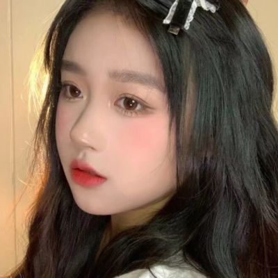 头像女生简单气质ins风干净图片