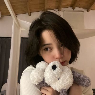 真人头像女生ins气质清晰