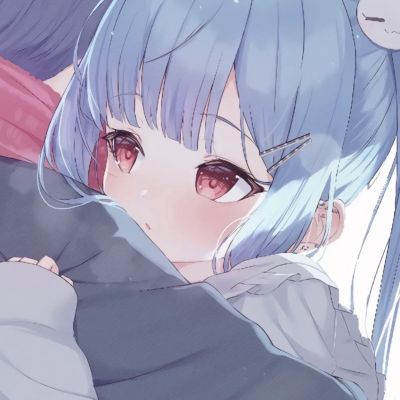 温柔女生拥抱男生动漫情侣头像图片
