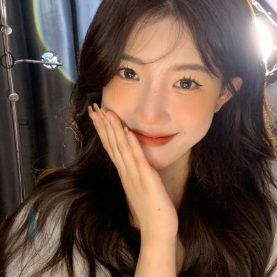 微信头像干净又漂亮的女生图片
