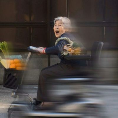 搞笑沙雕网红老奶奶头像图片