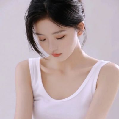 小众温柔女头真人气质高清图片
