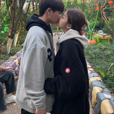 个性微信头像ins情侣一对两张图片