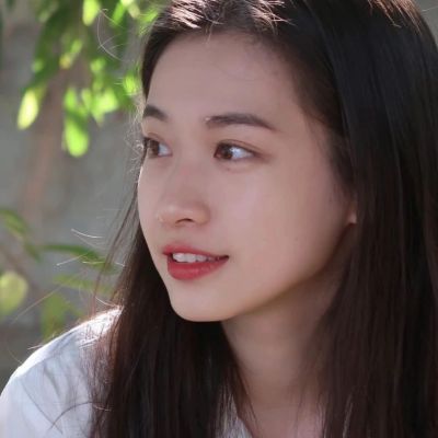 头像女生简单气质ins风干净图片
