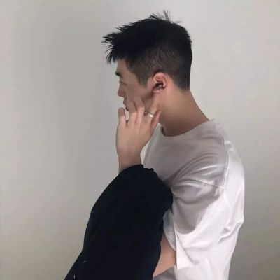 头像男生高级小众超酷霸气真人图片