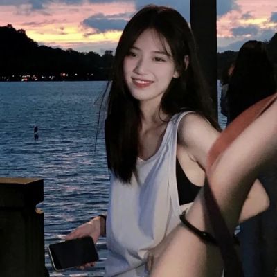 超级好看的女生头像小众图片