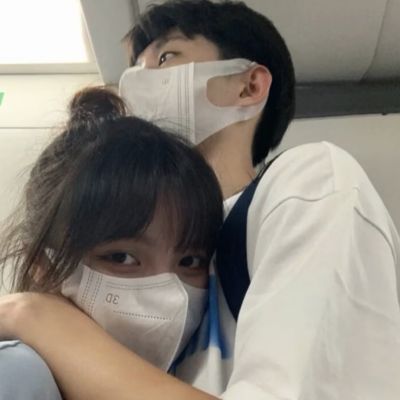 个性微信头像ins情侣一对两张图片