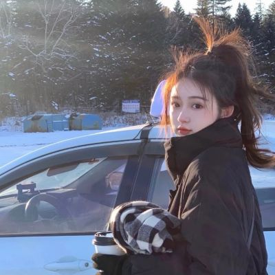 头像女生简单气质ins风干净图片