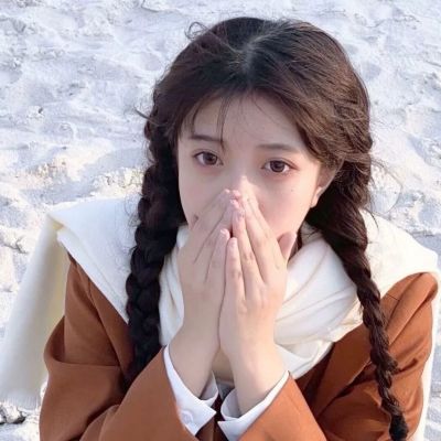 雪地美女头像图片