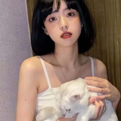 头像女生简单气质ins风干净图片