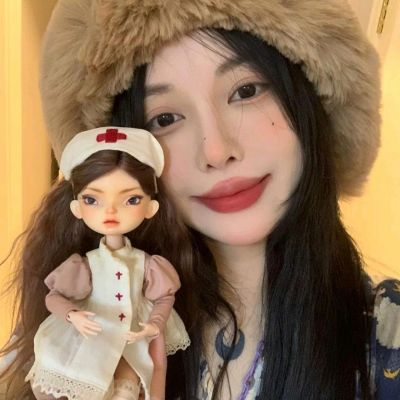 小众头像简约干净女生真人高级图片