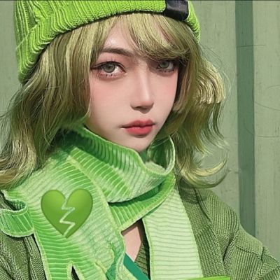 女生文艺绿色头像系列图片