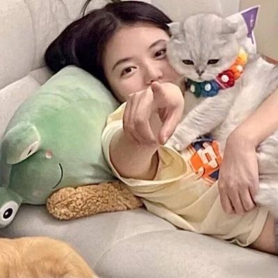 真人情侣头像小众好看赞最多的图片