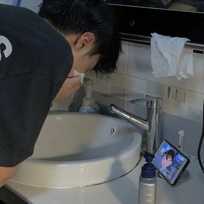 小众不易撞的男生头像图片