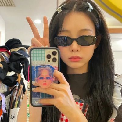 小众又好看的真人头像女生图片