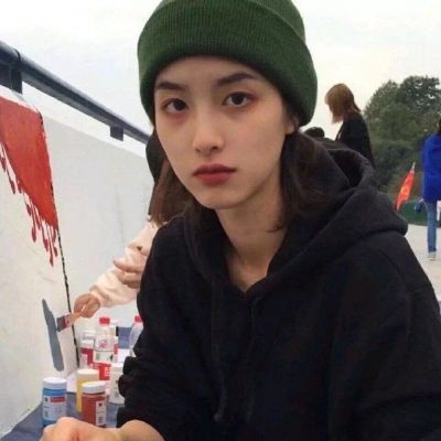超好看的小众女生头像真人图片