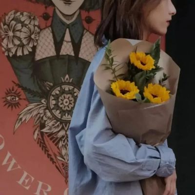 超丧女生头像捧花