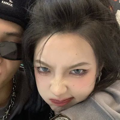 超级好看情侣头像小众一对两张图片