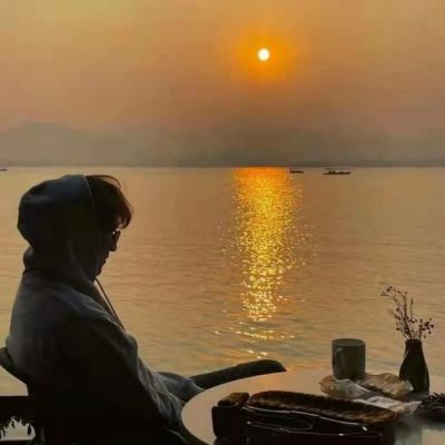 2025流行情侣头像真人一对两张图片