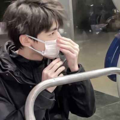 真人男生高冷头像超酷帅气图片
