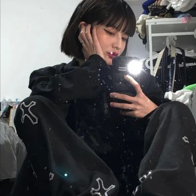 小众又好看的真人头像女生图片