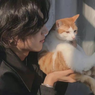 男生头像高级小众独特真人图片