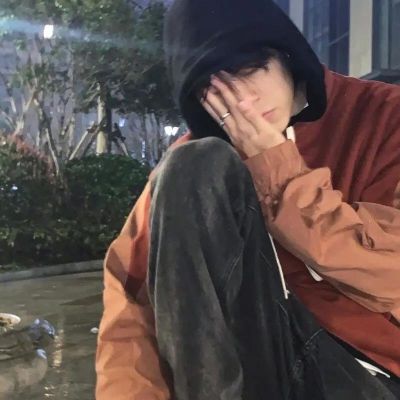 男生头像高级小众独特真人图片
