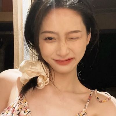 超好看的小众女生头像真人图片