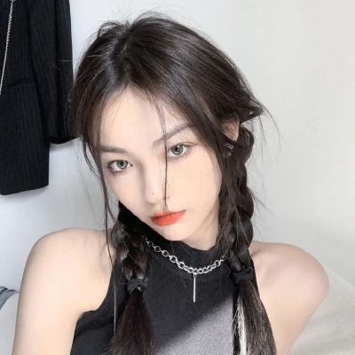 头像高冷高级小众女生气质图片
