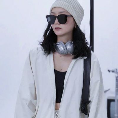 头像高冷高级小众女生气质图片