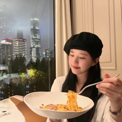 小众真人女头不易撞高级图片