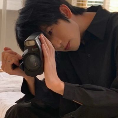 2025流行男生微信头像图片