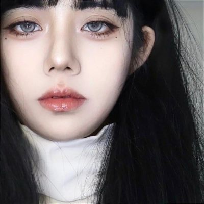头像高级小众时尚高冷女生高清图片