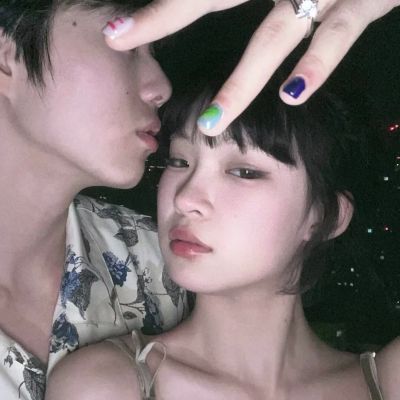 真人情侣头像ins小众好看高清图片