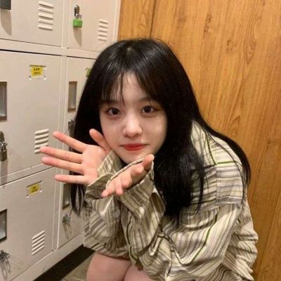 小众不易撞的女头真人图片