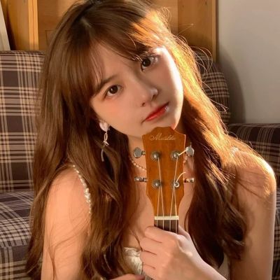 元气阳光女生头像露脸图片