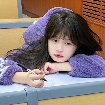 小众头像奇怪可爱女生真人图片