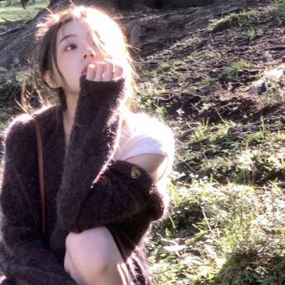 高质量头像风格小众女生高清图片