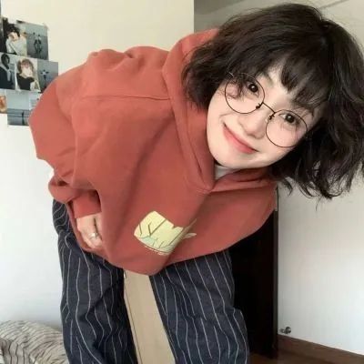 小众不易撞女生头像无水印高清图片