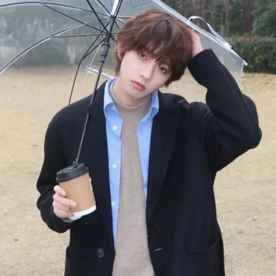 2025流行男生微信头像图片