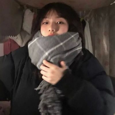 小众不易撞女生头像无水印高清图片